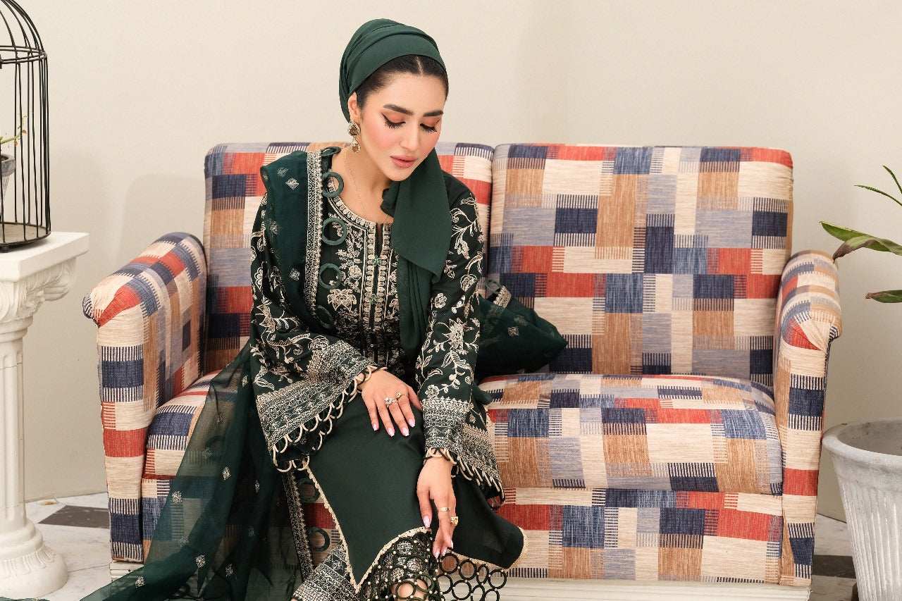 Aura - Eshaal Mishkaat