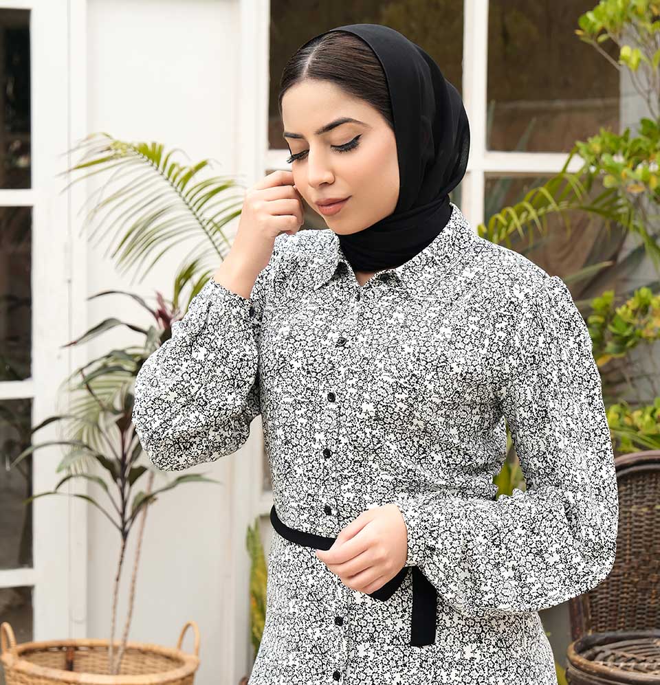 Monochrome Charm - Eshaal Mishkaat