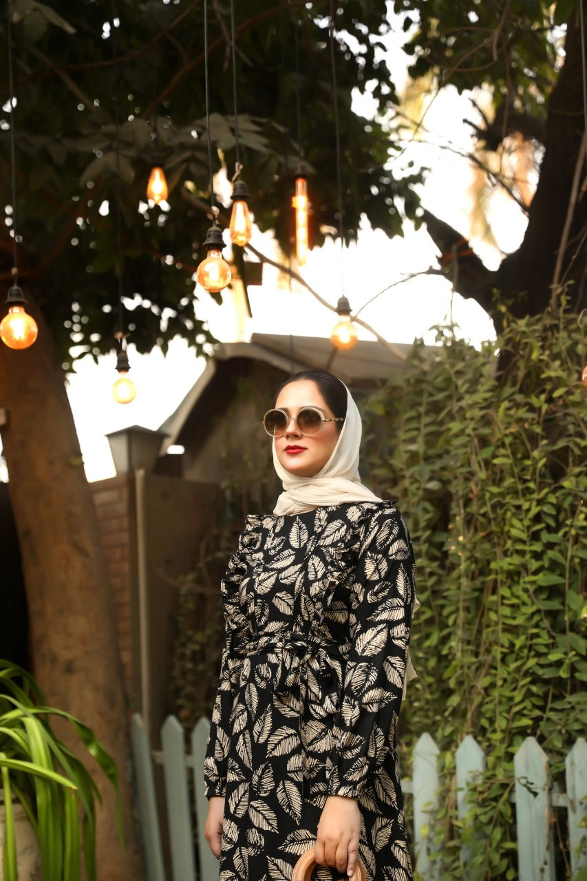 Ruffle Leaves - Black - Eshaal Mishkaat