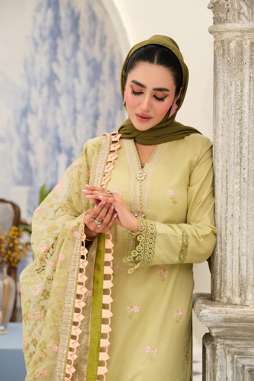 Glamour - Eshaal Mishkaat